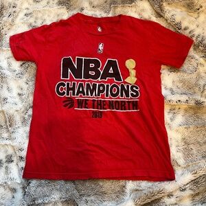 NBA Champions 2019 Raptors Red T-Shirt - Kids Small (8)